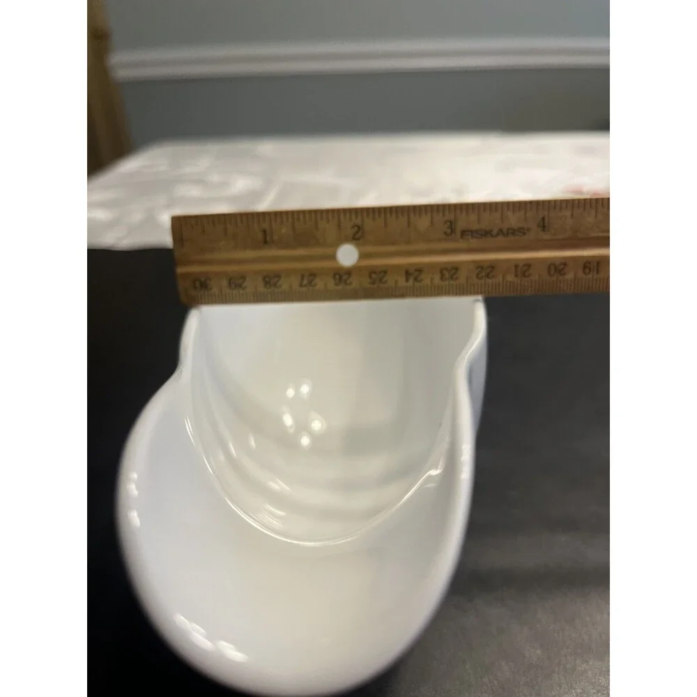 Williams Sonoma Ceramic White Sauce Gravy Boat